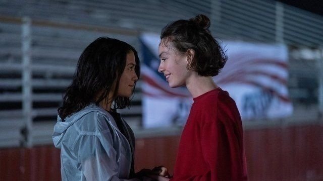 Cassie+%28right%29+and+Izzie+%28left%29+are+two+LGBT+characters+featured+in+the+show+Atypical+on+Netflix.%0A