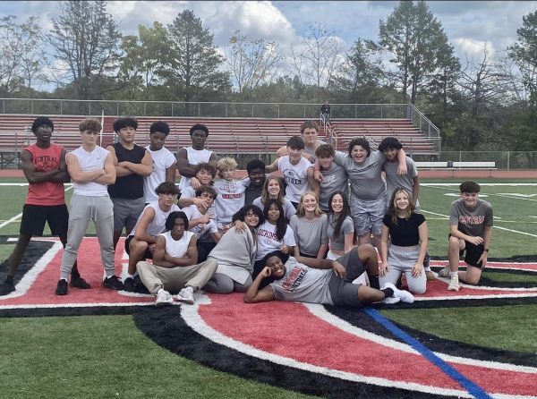 The competitors from the Class of 2027 celebrate their two-year victory at Central’s annual pep rally.
